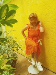 Look Nº 546 - How to look like a Chicken!!