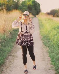 Printed Boho Top Outfit for Spring