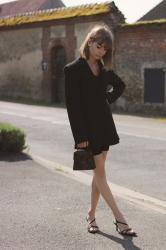 Asymmetric blazer and biker short