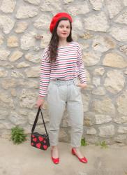 Look petite frenchie en marinière, jean, béret et ballerines