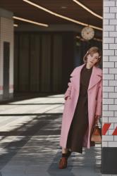 OOTD | ブラウンニットワンピースと桜色コート
