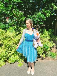 Elsa From Frozen Fancy Dress: Over 40 Party Ideas