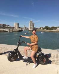 Visite touristique insolite à La Rochelle en trotti-scoot électrique avec Osez 17