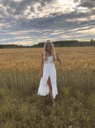 Keanu Silva - Have You Never Been Mellow     ||     Boho vibes with a white dress and a dreamcatcher