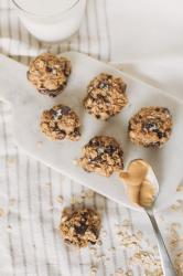 4 Ingredient Chocolate Chip Breakfast Cookies