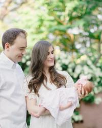 Scarlett’s Newborn Photos + What To Wear