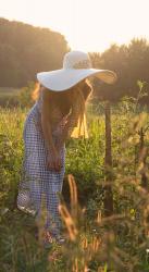 The Most fashionable summer Garden Outfit Will Make You Wish You Had Planted Tomatoes