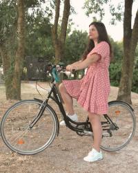 Comment faire du vélo en jupe ou robe courte ou longue ?