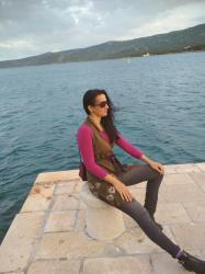 20 WAYS TO WEAR A GREEN VEST (SUSTAINABLE FASHION FILES)