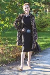 See how to style an animal print coat