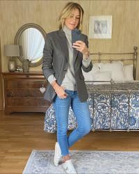 Discount Codes Galore + WIW - How To Style A Grey  Blazer