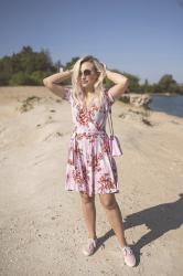 #OOTD: GOODBYE SUMMER - stylizacja z kwiecistą sukienką 