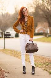 Turning Heads Linkup – Wearing Neutrals with White Jeans in Winter