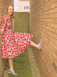 A Poppy Swing Dress That Never Goes Out Of Style