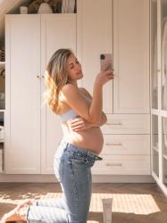 PREGNANCY BODY CARE ROUTINE