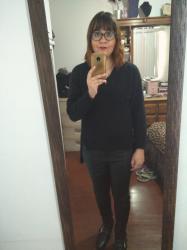 Outfit propio: Total black.