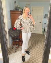 7 Spring Outfits with White Jeans
