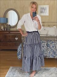 WIW - How To Style A Tiered Maxi Skirt