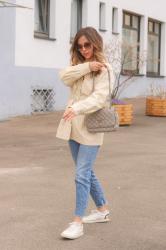 Beige Jacke kombinieren – Welche Farbe passt zur beigen Hemdjacke?