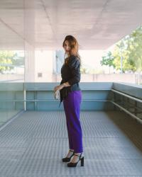 Pantalón morado, de invitada