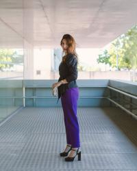 Pantalón morado, de invitada