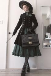 

Just some witch stuff



Dress: favoriteCoat: Atelier BozHat...