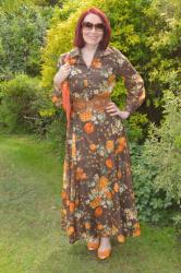 Wearing Pre-loved Floral Prints – May’s Thrifty Six
