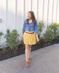 How to Style a Pleated Mini Skirt