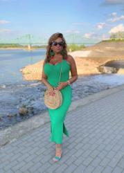 Green total look