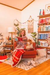 How to Create a Cozy Reading Nook for the Holidays