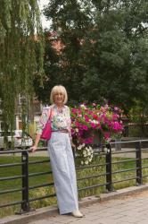 Wide blue trousers with cream EIJK boots