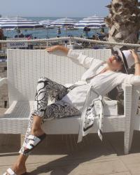 PAJAMAS STYLE: COMODO ED ELEGANTE ANCHE AL MARE