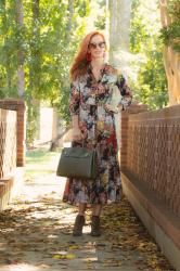 Turning Heads Linkup-  Styling an Olive Green Bag with Dark Florals