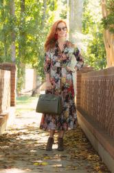 Turning Heads Linkup- Styling an Olive Green Bag with Dark Florals
