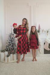 Matching Mommy & Me Holiday outfits + Thanksgiving Tablescape