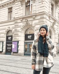 Pre-ChristÂmas OnÂliÂneshopÂping – but LOÂCAL!