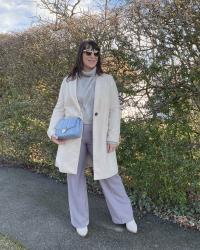 Grey & Off White Outfit - #Chicandstylish #LINKUP 