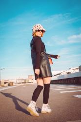 La robe chasuble en cuir - le retour