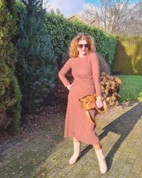 Brown Knit Dress &amp; Fancy Friday linkup