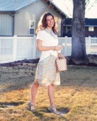 Spring Vibes with a Springy Dress & Sandals