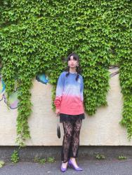 Gradation T-shirt & Lace Pants (4/25)