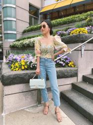 Petite-friendly straight jeans + summer florals