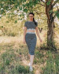 Komplet damski crop top i ołówkowa spódnica