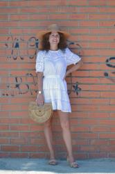 WHITE & RACEHAUTS