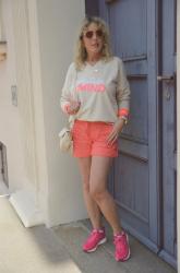 Zwillingsherz Sweatshirt mit pinken und orangen Details