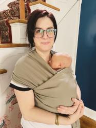 Mommy Mondaze :: Baby Wearing