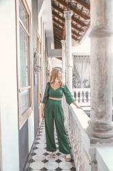 CROPPED TOP Y PANTALÓN EN VERDE