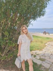 M:White Lace Dress