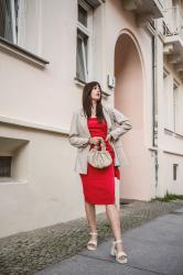 Schulterfreie Kleider – so geht das Styling