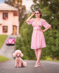 Barbie Girl: Ein Traumhaftes Outfit im Barbie-Look